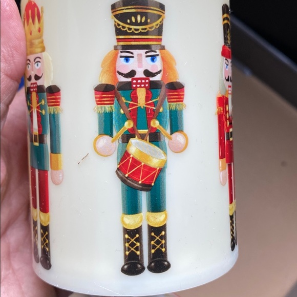 Nutcracker LED Candles Set - Picture 6 of 10